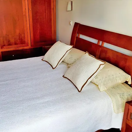 In By Interhome Lisbon